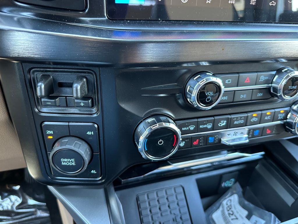 2026 Ford F-450SD Lariat DRW