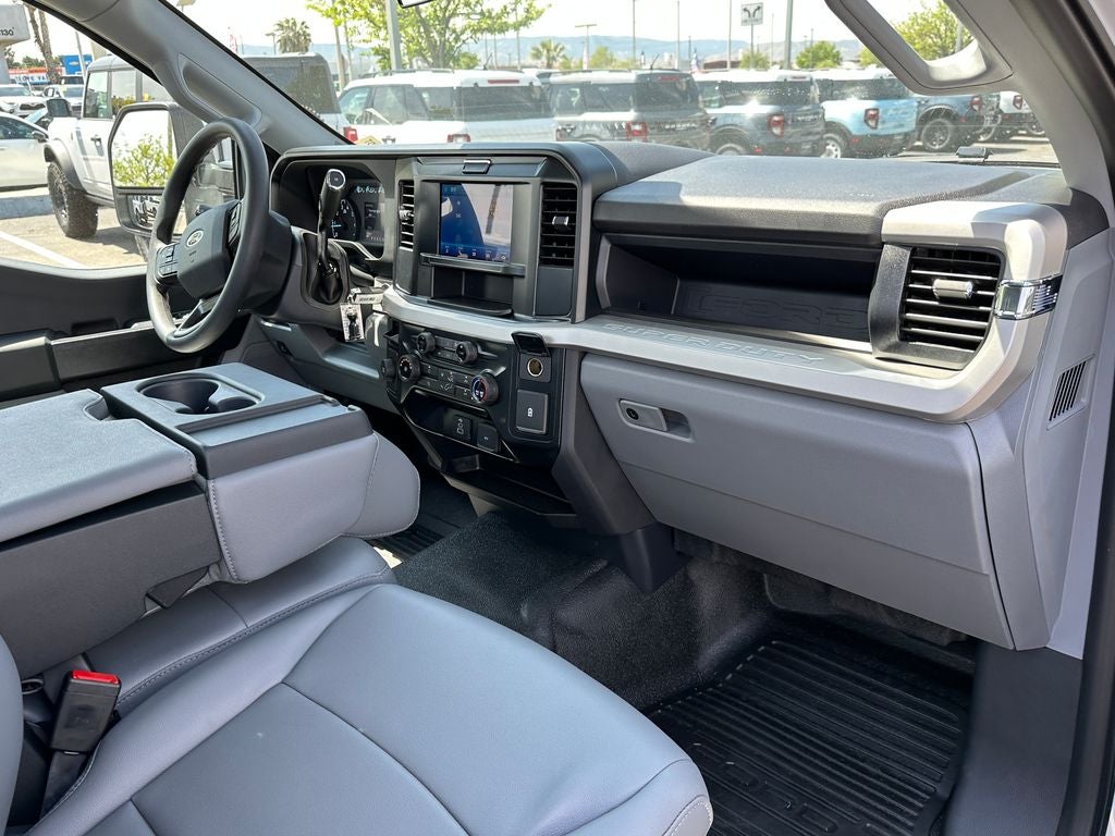 2026 Ford Super Duty F-250 SRW XL 2WD Reg Cab 8' Box
