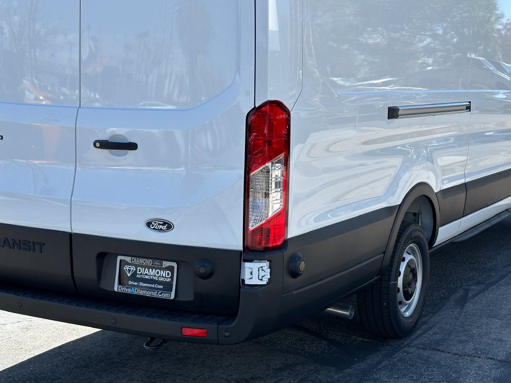 2027 Ford Transit-350 Base