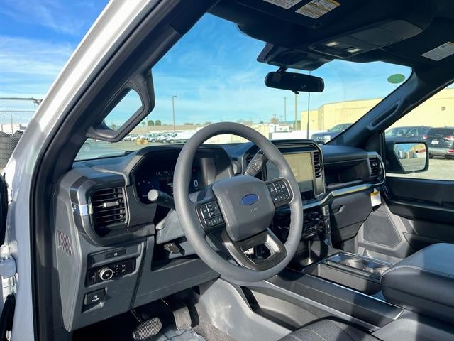 2025 Ford F-150 STX 4WD SuperCrew 5.5' Box