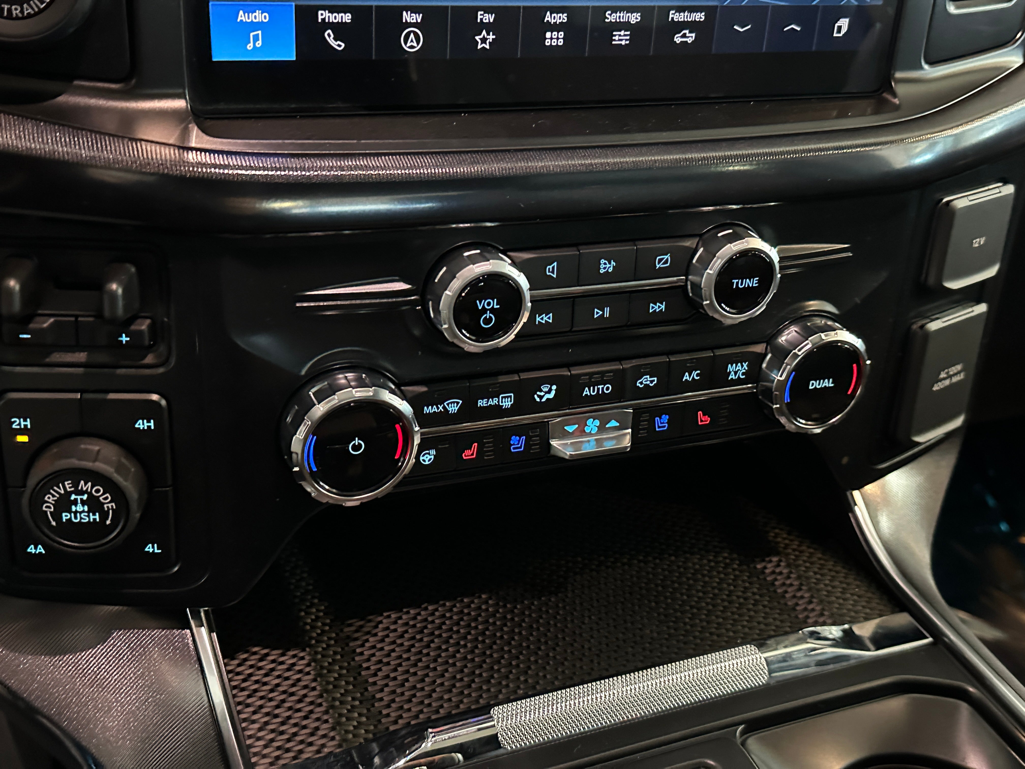 2026 Ford F-150 Raptor 4WD SuperCrew 5.5' Box