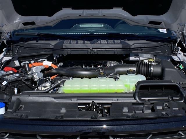 2025 Ford F-150 XLT 4WD SuperCrew 5.5' Box