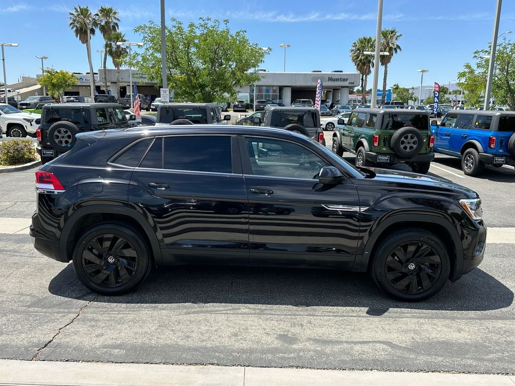 2024 Volkswagen Atlas Cross Sport 2.0T SE w/Technology
