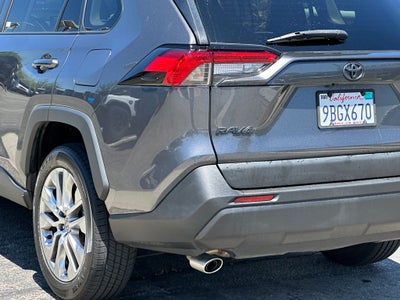 2022 Toyota RAV4 XLE Premium