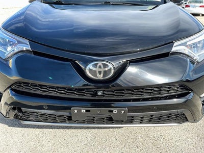 2017 Toyota RAV4 SE