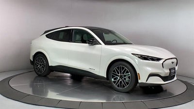 2025 Ford Mustang Mach-E Premium RWD