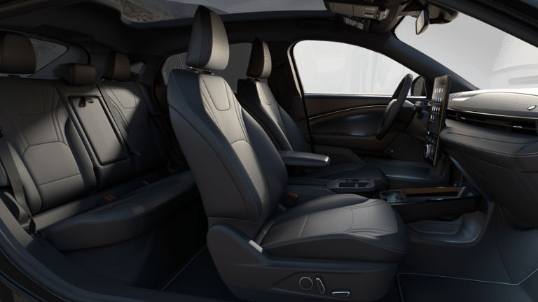 2025 Ford Mustang Mach-E Premium RWD