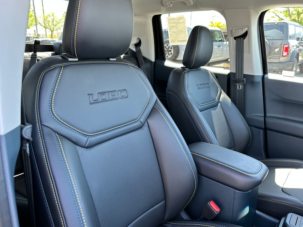 2026 Ford Maverick Lobo Standard