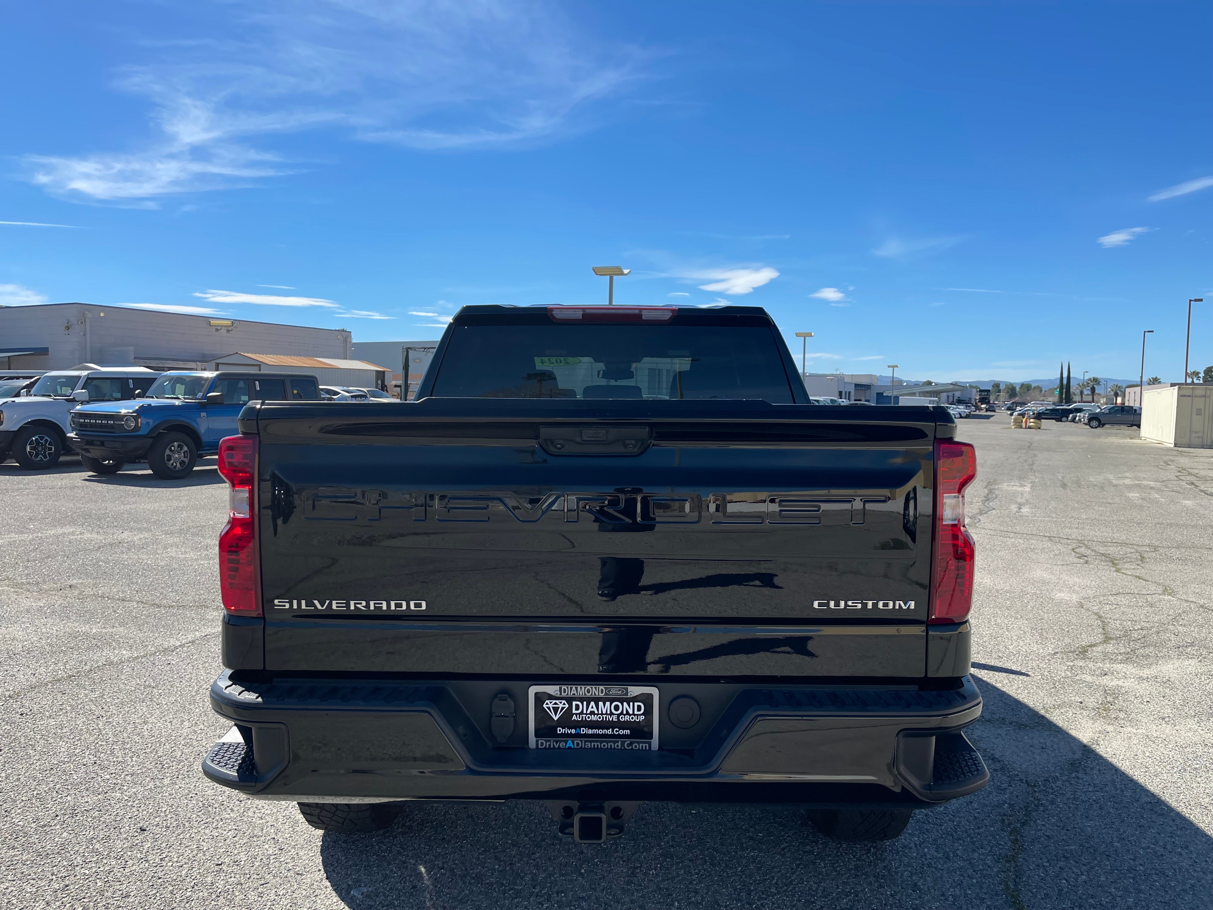 2024 Chevrolet Silverado 1500 Custom Trail Boss