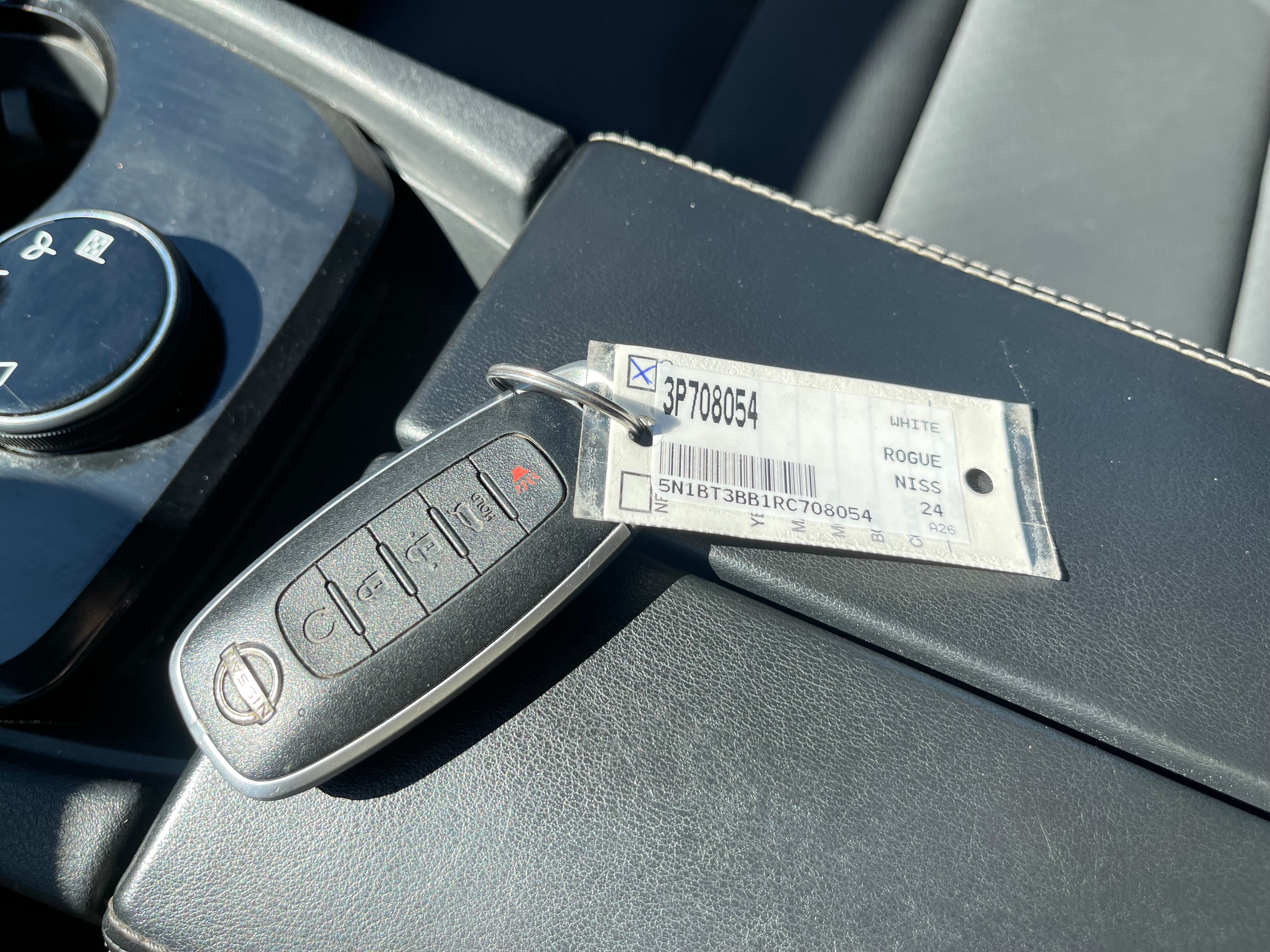 2024 Nissan Rogue SV