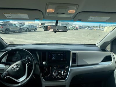 2017 Toyota Sienna L 7-Passenger