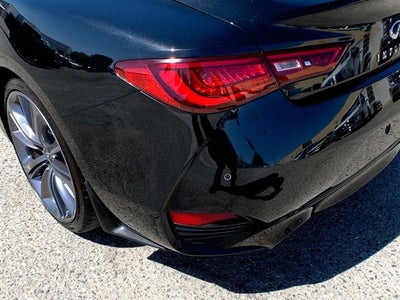 2022 INFINITI Q60 Red Sport 400