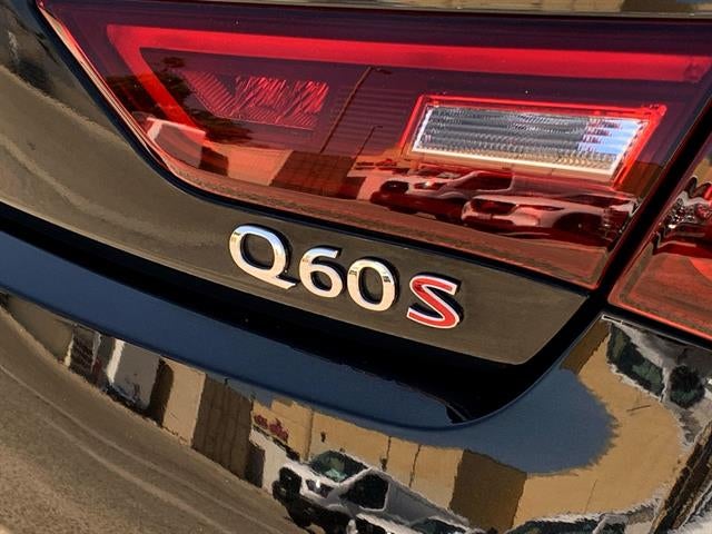 2022 INFINITI Q60 Red Sport 400
