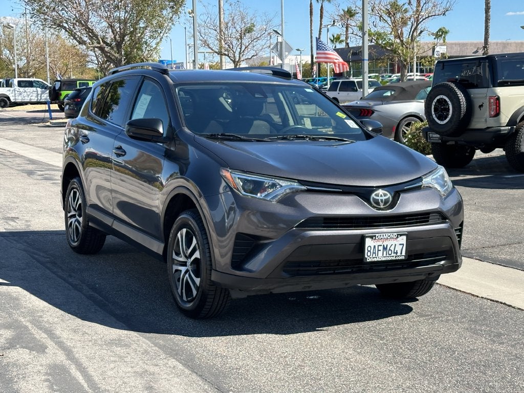 2018 Toyota RAV4 LE