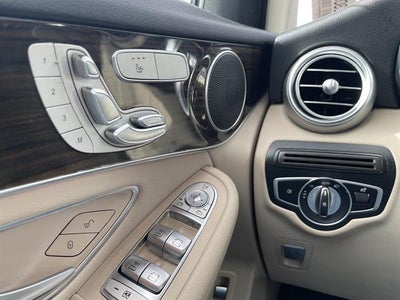 2022 Mercedes-Benz GLC 300 GLC 300
