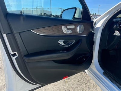 2018 Mercedes-Benz E 300 E 300