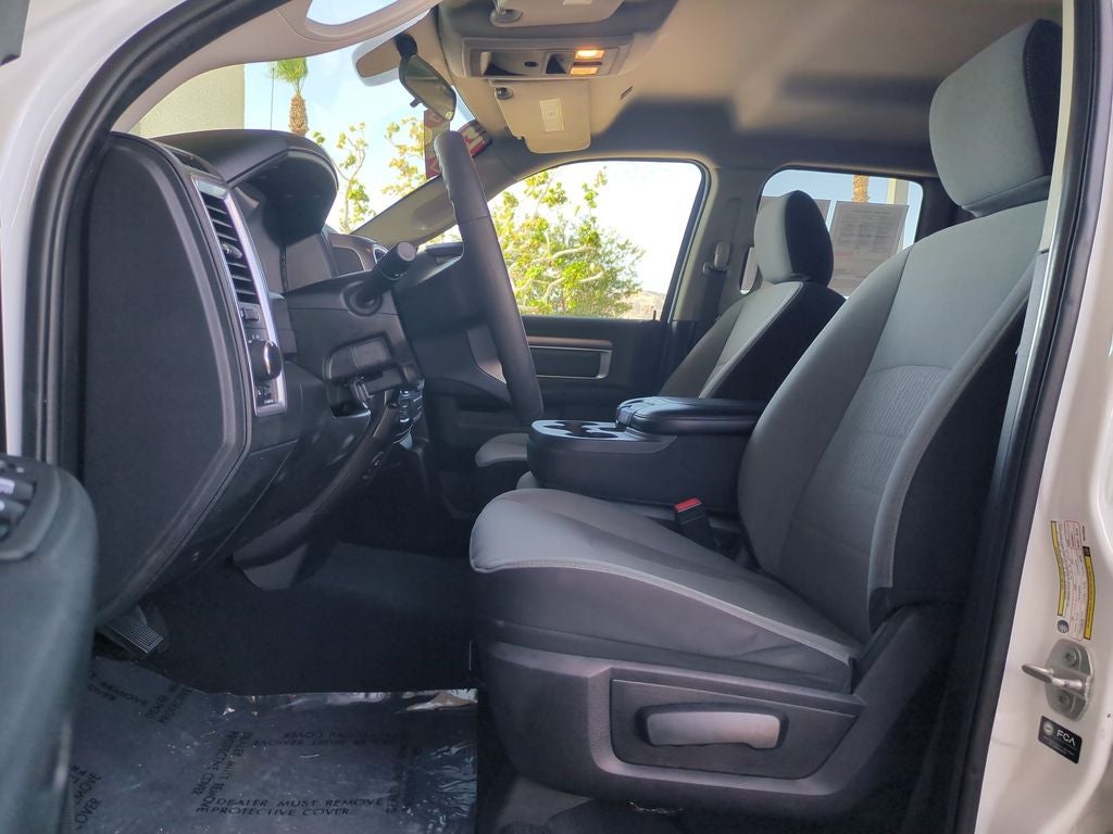 2024 RAM 1500 Classic SLT
