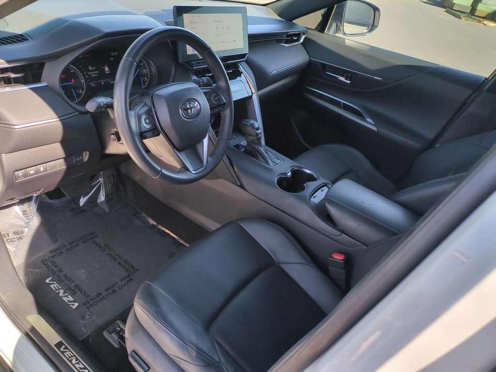 2023 Toyota Venza Nightshade