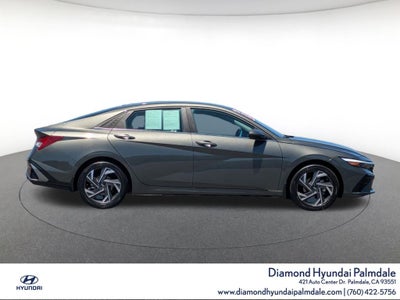2025 Hyundai Elantra Hybrid Limited