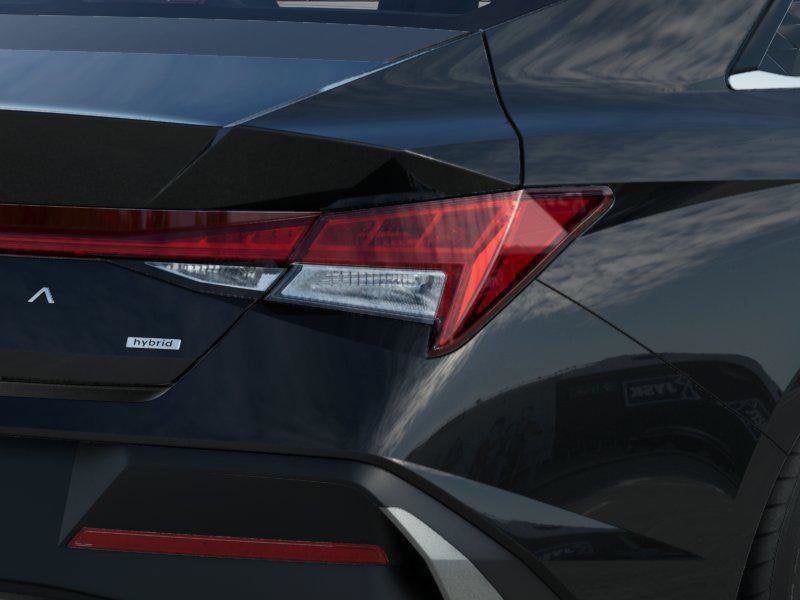 2025 Hyundai Elantra Hybrid Limited
