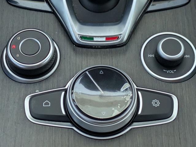 2023 Alfa Romeo Giulia Ti