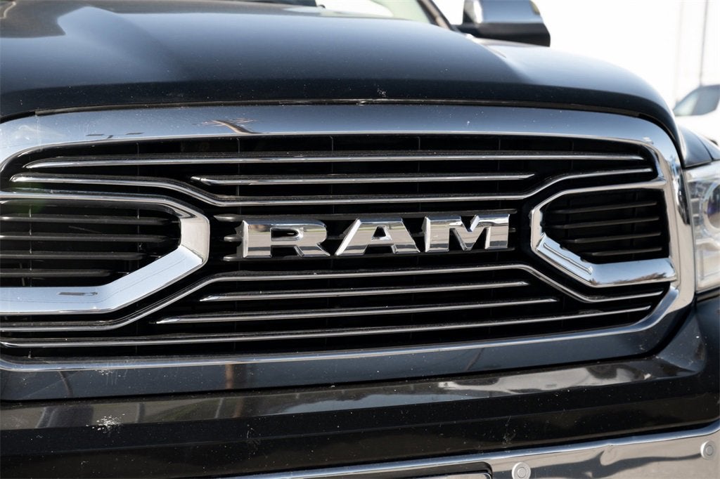 2019 RAM 1500 Classic Laramie