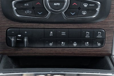 2019 RAM 1500 Classic Laramie