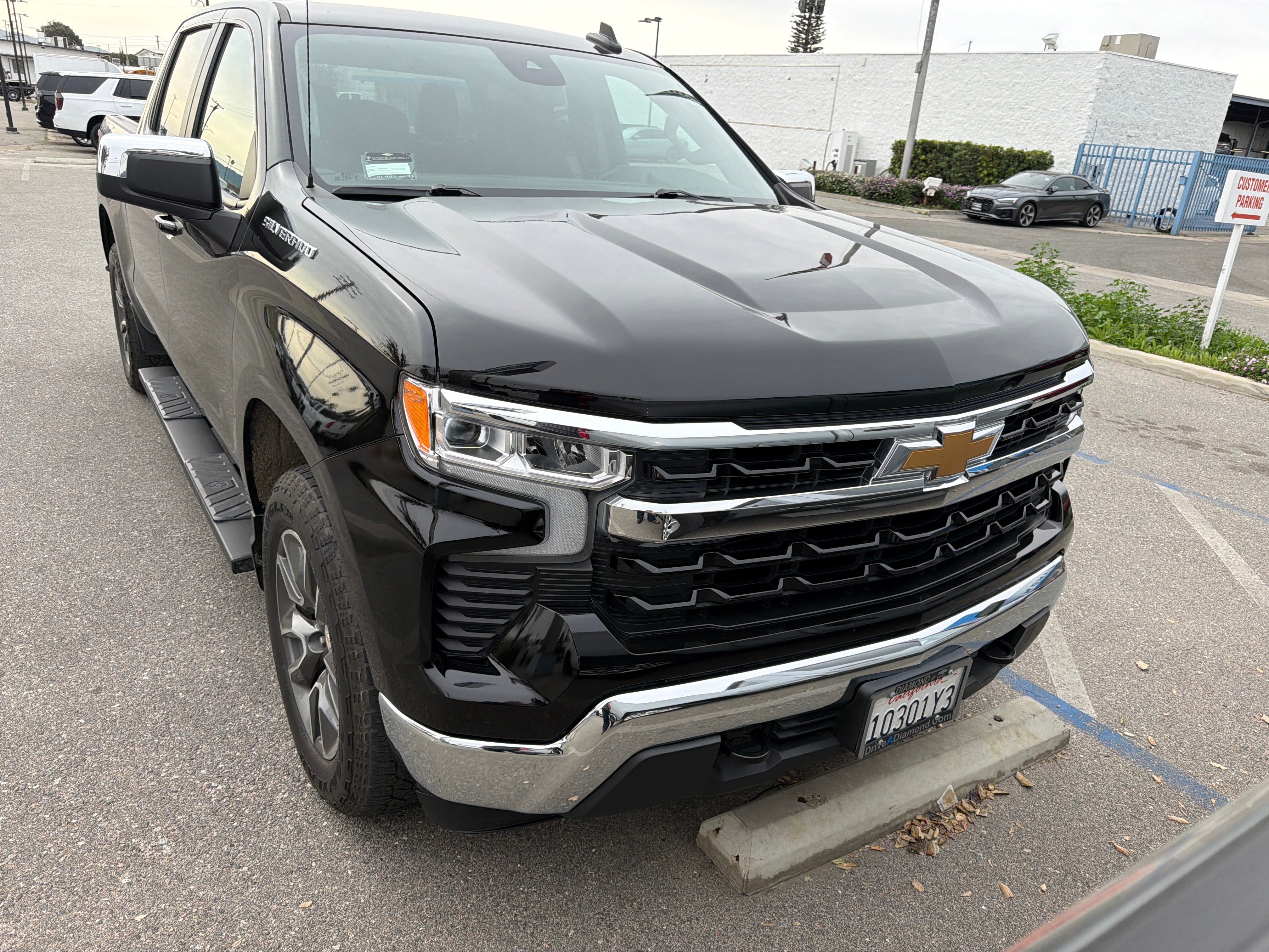 2024 Chevrolet Silverado 1500 LT (2FL)