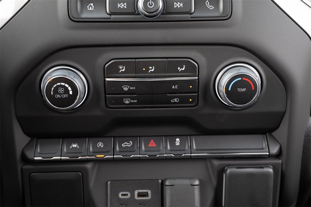 2025 Chevrolet Silverado 1500 Custom