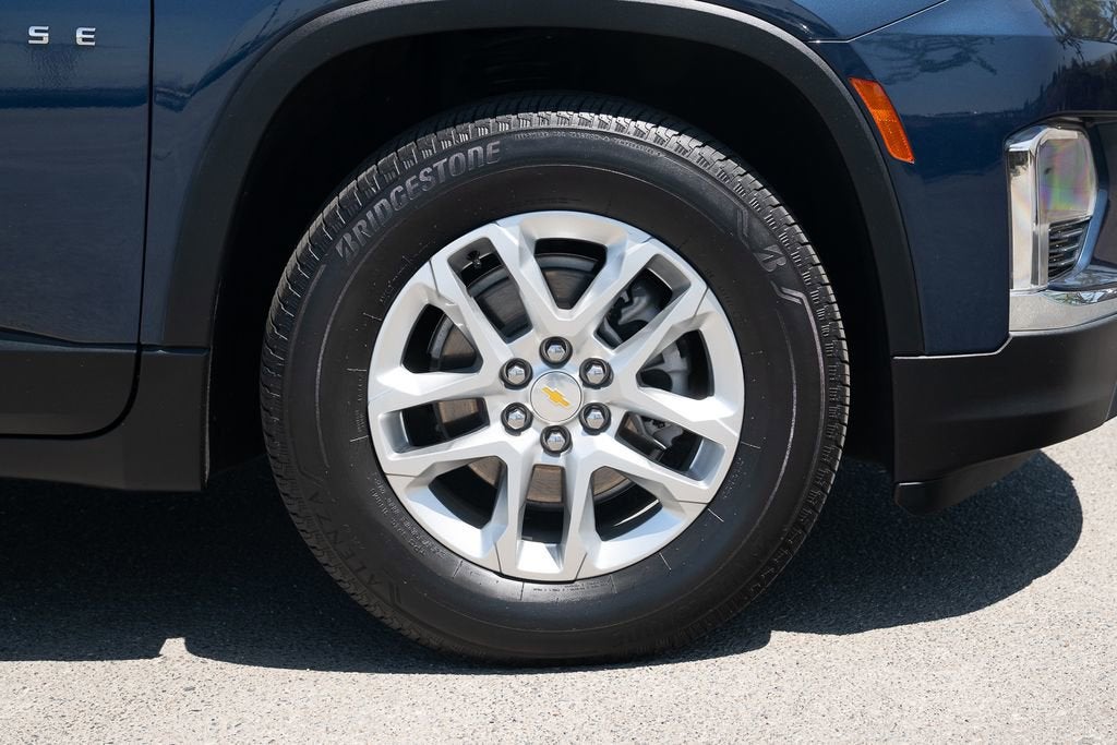 2022 Chevrolet Traverse LS