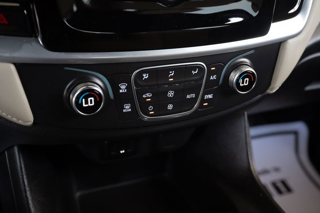 2022 Chevrolet Traverse LS
