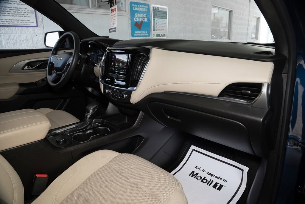 2022 Chevrolet Traverse LS