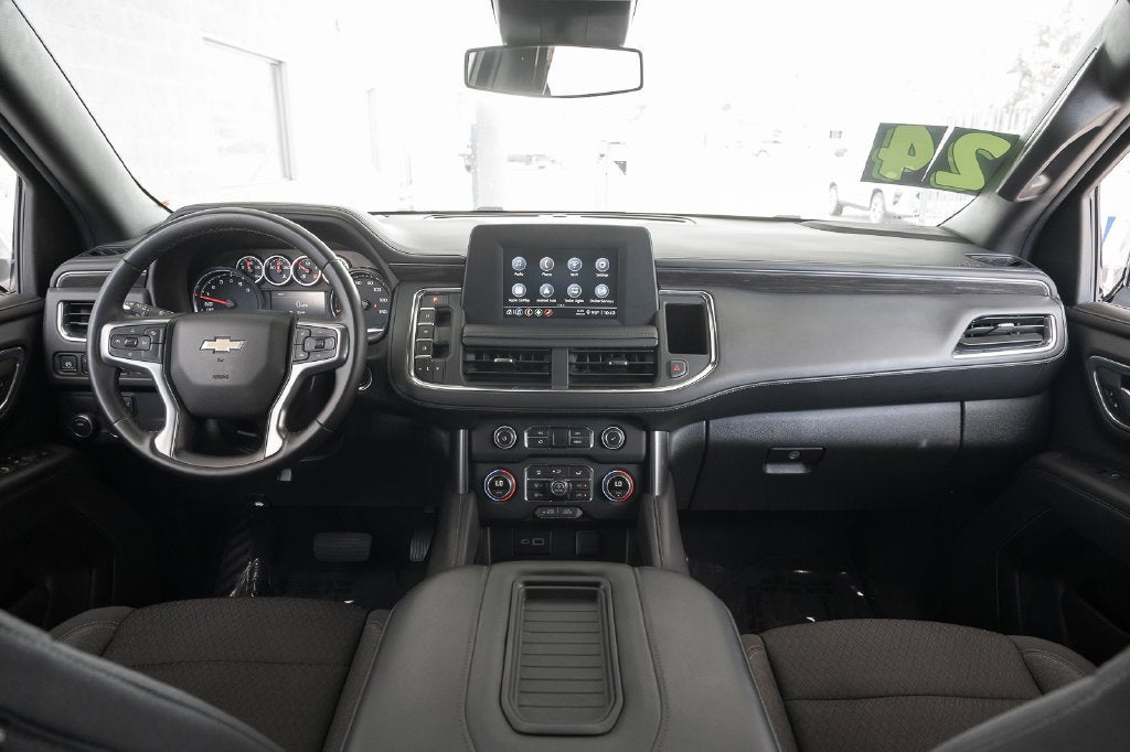 2024 Chevrolet Suburban LS