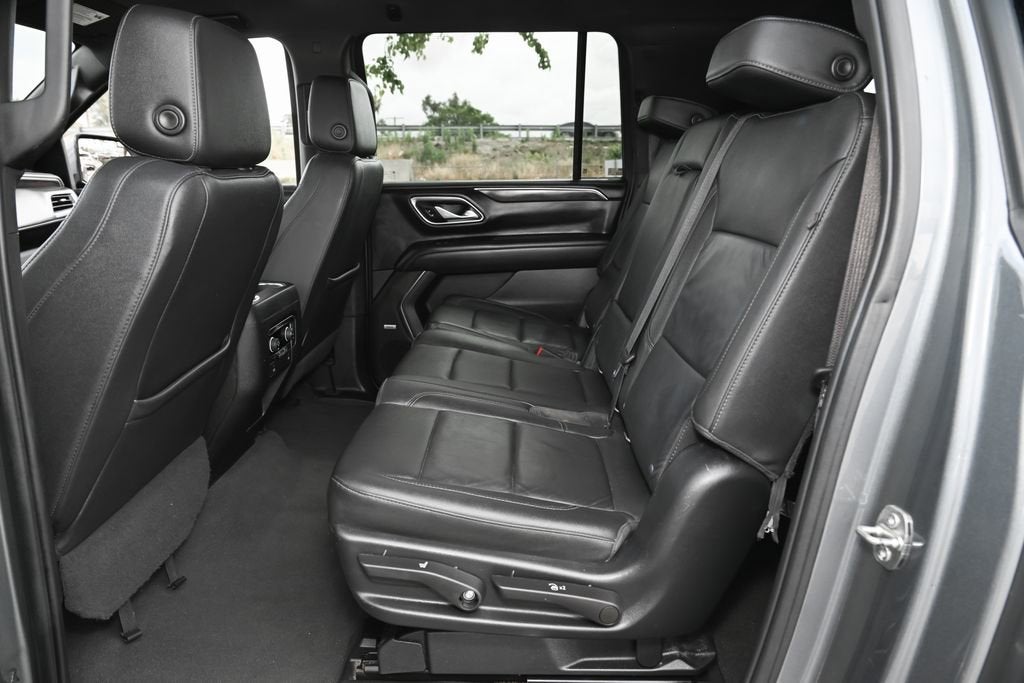 2022 Chevrolet Suburban LT