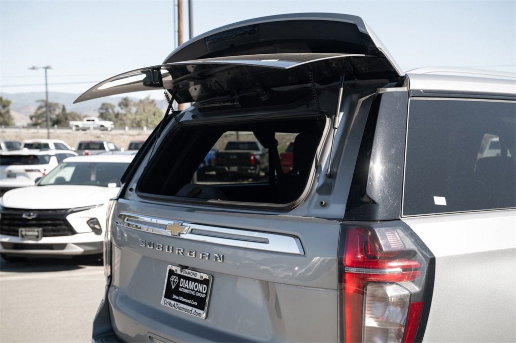 2024 Chevrolet Suburban LT