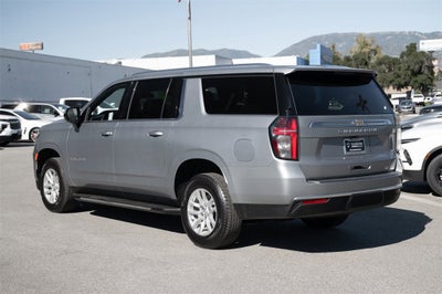 2024 Chevrolet Suburban LT