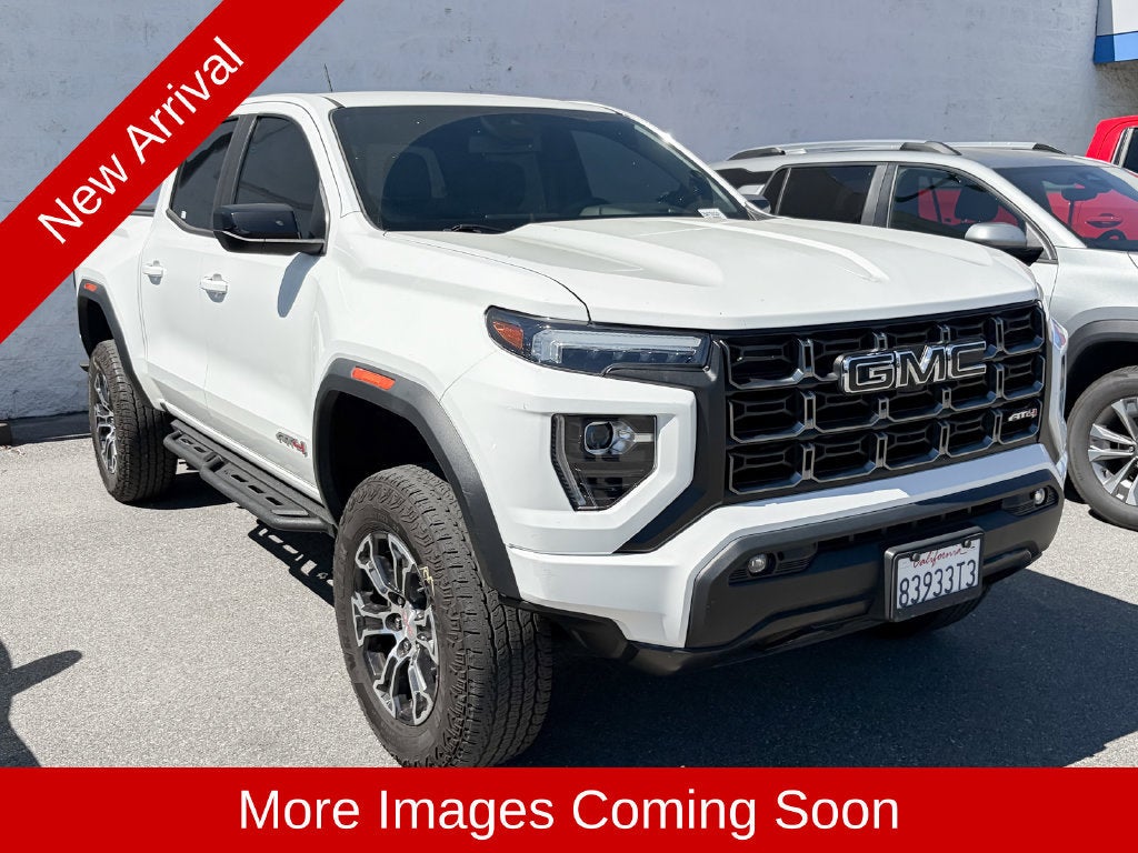 2023 GMC Canyon 4WD AT4