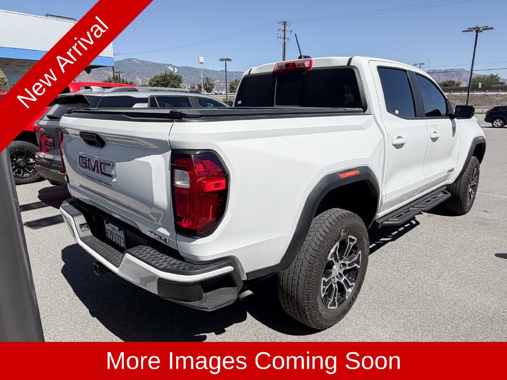 2023 GMC Canyon 4WD AT4