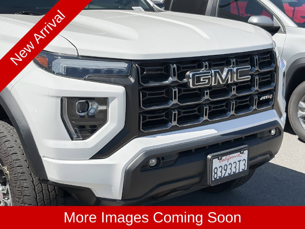 2023 GMC Canyon 4WD AT4
