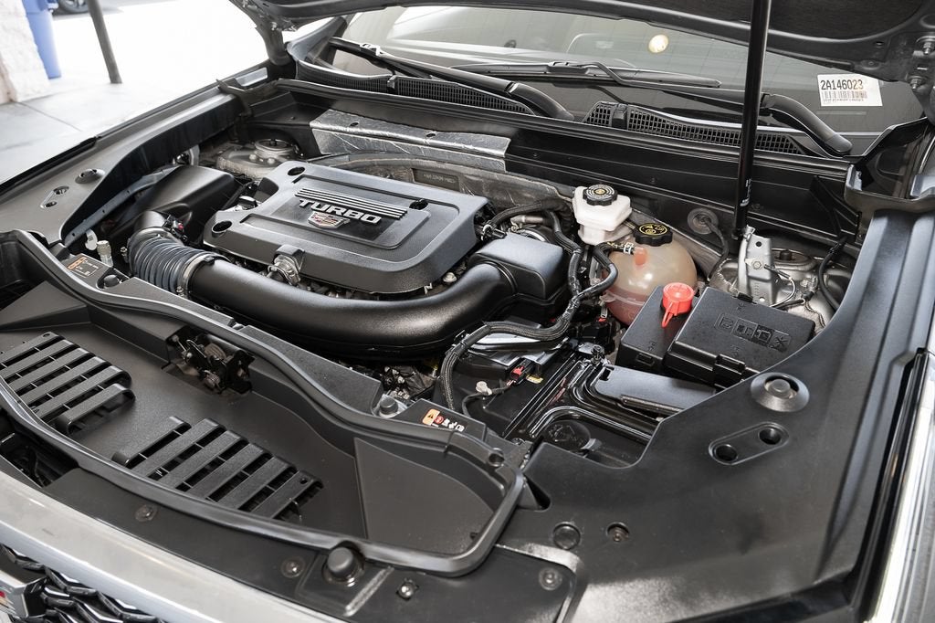 2024 Cadillac XT4 Premium Luxury