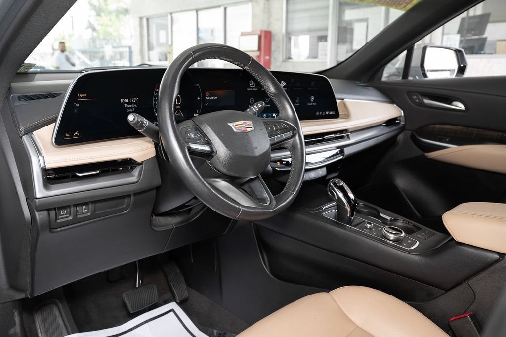 2024 Cadillac XT4 Premium Luxury