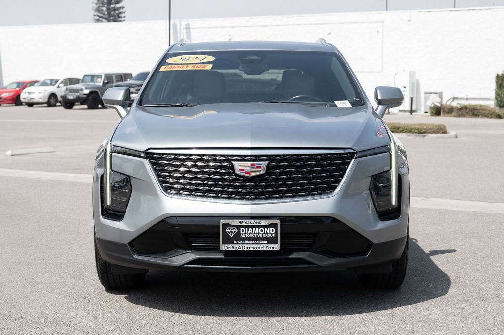 2024 Cadillac XT4 Premium Luxury