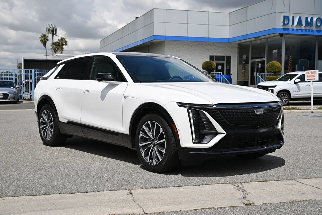 2024 Cadillac LYRIQ Sport 1