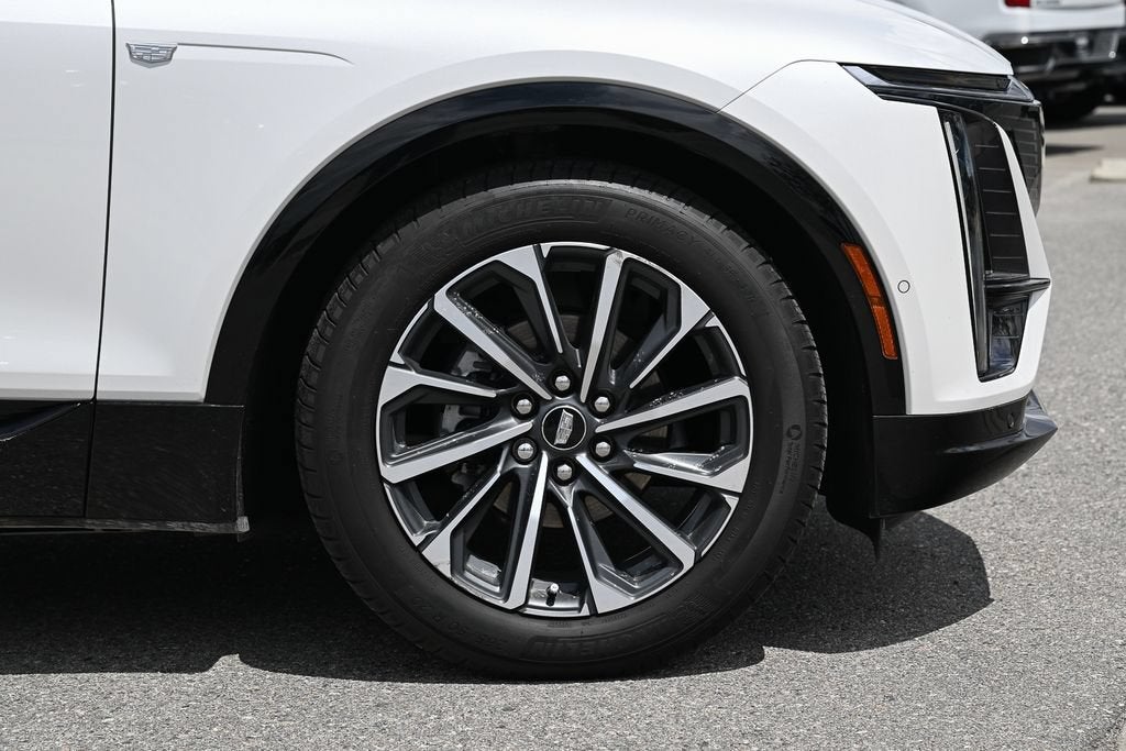 2024 Cadillac LYRIQ Sport 1