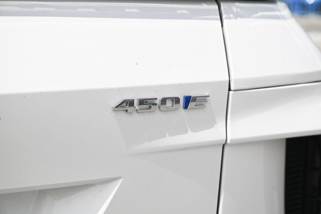2024 Cadillac LYRIQ Sport 1