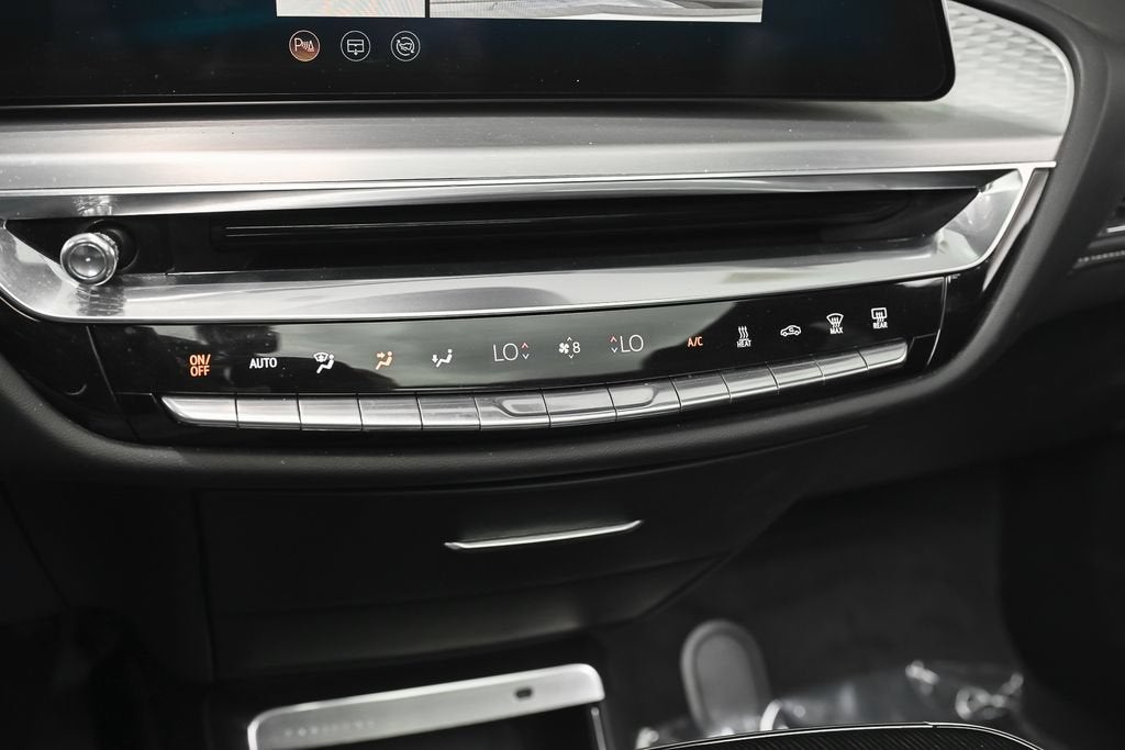 2024 Cadillac LYRIQ Sport 2