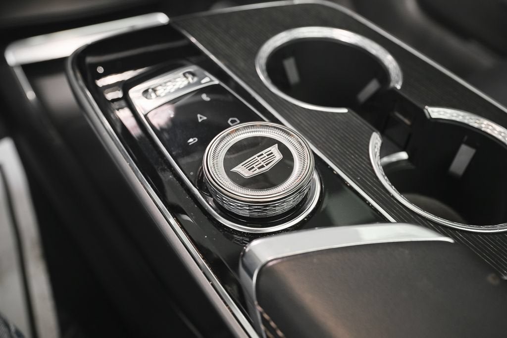 2024 Cadillac LYRIQ Sport 2