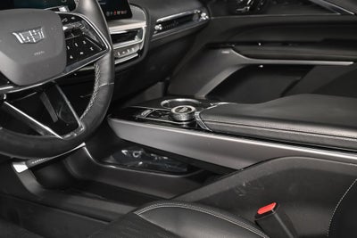 2024 Cadillac LYRIQ Sport 2