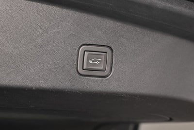 2024 Cadillac LYRIQ Sport 2