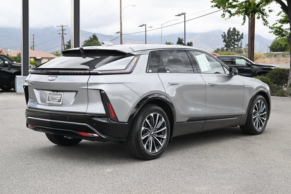 2024 Cadillac LYRIQ Sport 2